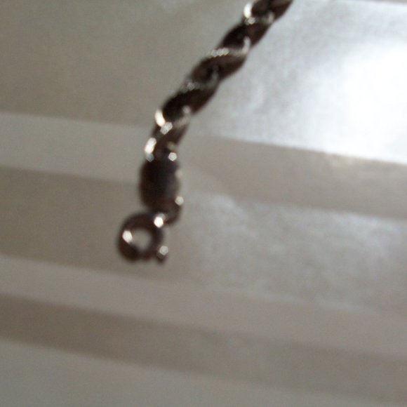 14K White Gold and Black Rhodium Bracelet - Picture 4 of 7